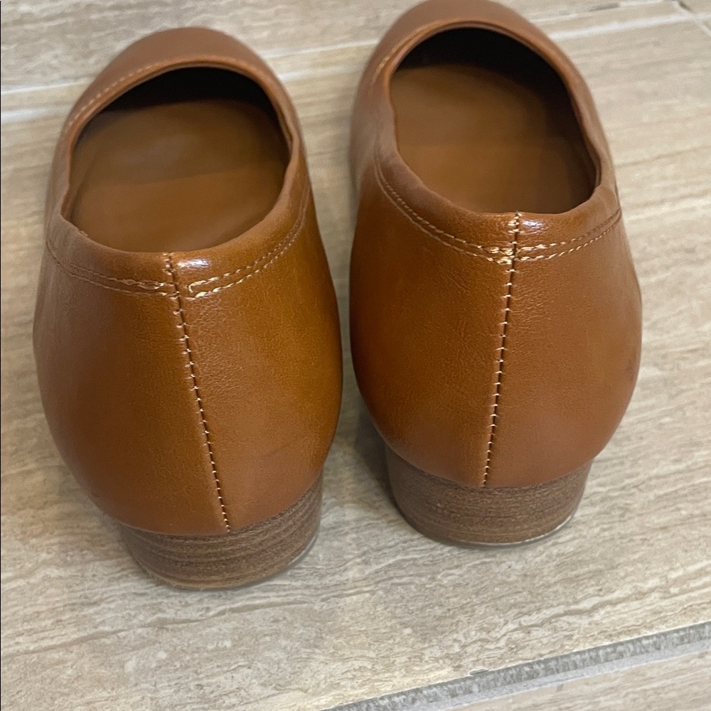 BareTraps UEC Sz 9.5 “Covette” Leather Round-Toe wedged in Cognac - Picture 5 of 9